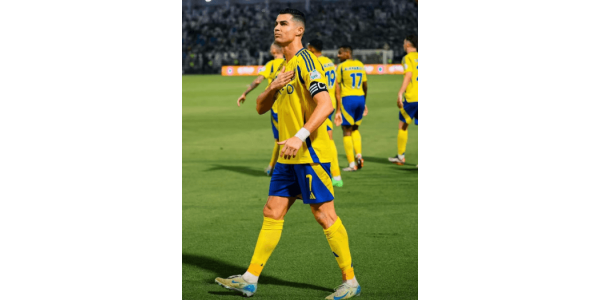 183 miljoonaa euroa, 5 % seuran osakkeista, Ronaldo uusii sopimuksen AI Nassrin kanssa
