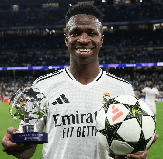 Viniciuksen hattutemppu auttaa Real Madridia kääntämään Dortmundin