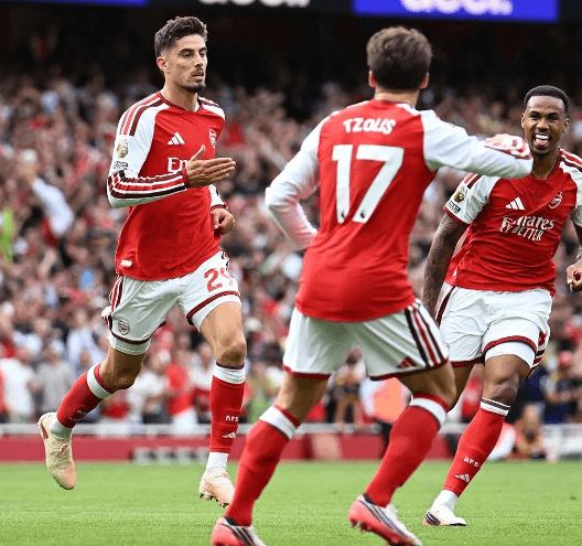 Arsenal 2-1 Chelsean paluu – Voitto sytytti mestaruuden puolustuksen