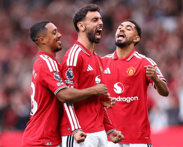 Manchester United löysi voittomuotonsa uudelleen voittamalla Ipswich Townin 5-2