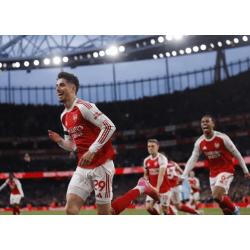 22 vuoden sinnikkyyden jälkeen Arsenal nappasi takaisin Valioliigan mestaruuden