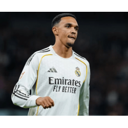 Liverpoolin avainpelaajasta Real Madridin vaihtopenkin kuluttajaksi: Alexander-Arnoldin huolestuttava tilanne